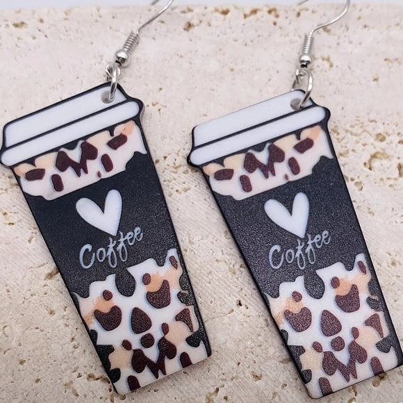 Leopard Coffee Heart Cup Earrings - Picture 7 of 11